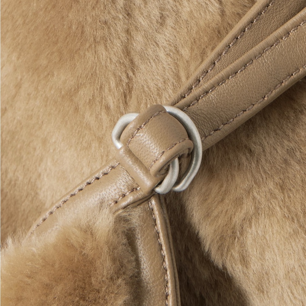 Acne Studios Shearling Hat NWT - image 2